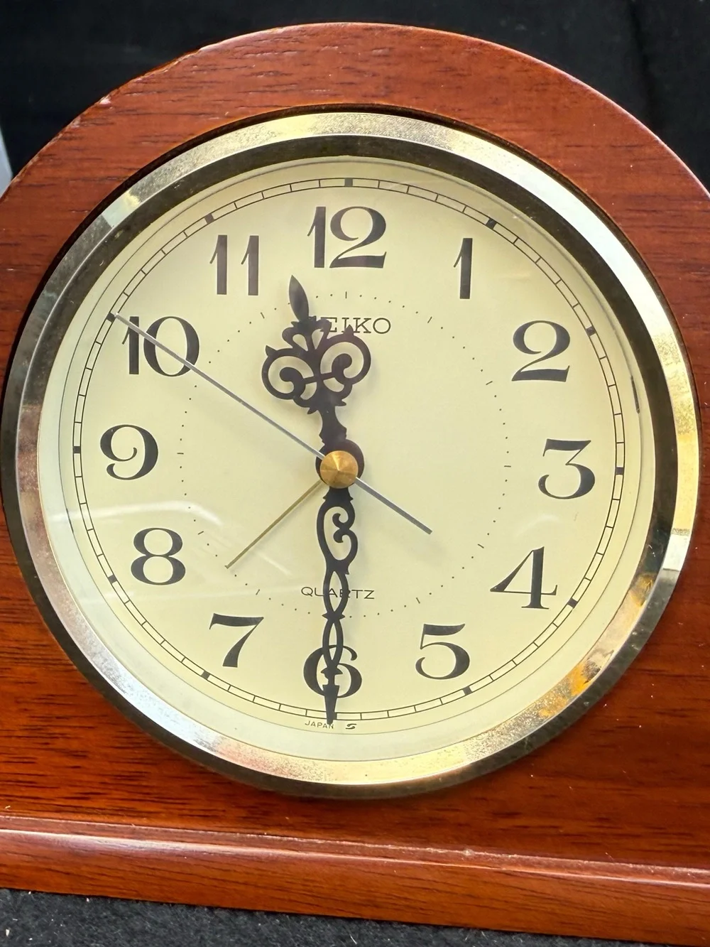 Vintage Seiko Quartz Mantel Clock | Rich Wooden Case | Classic Design- Japan